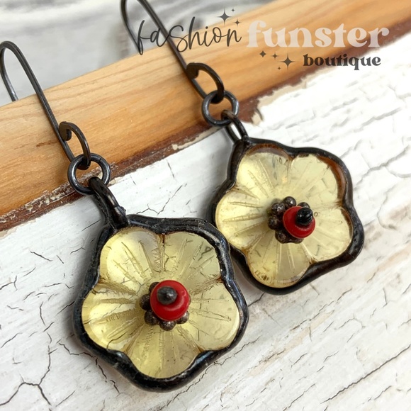 Handmade Soldered Antique Yellow Buttercup Flower Art Charm Dangle Drop Earrings - Picture 10 of 14
